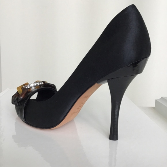 Marciano black satin open toe high heels shoes size 7 1/2 - Picture 4 of 10